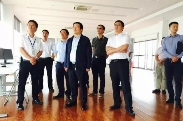 中国交建副总裁文岗调研ZPMC厦门远海自动化码头