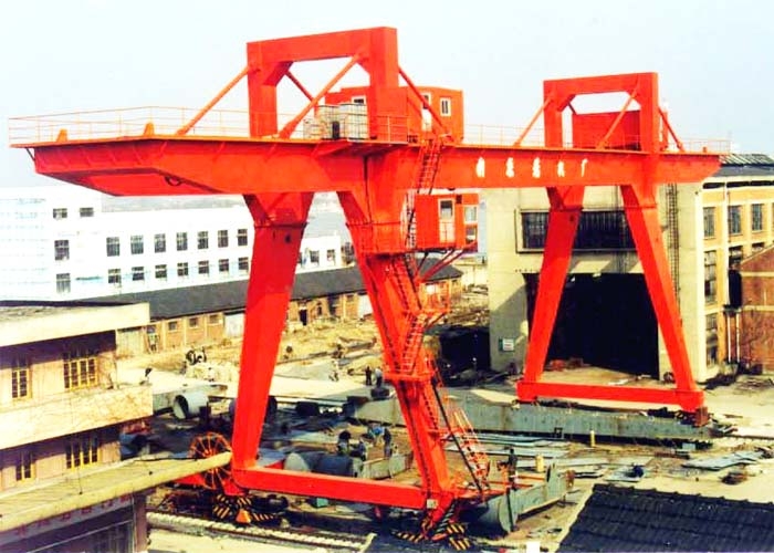 南京港口60吨龙门起重机 ME30/5+30/5_港机网