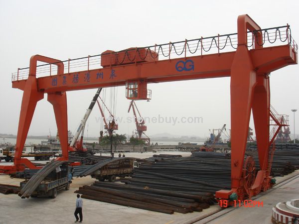 河南起重双梁门式起重机