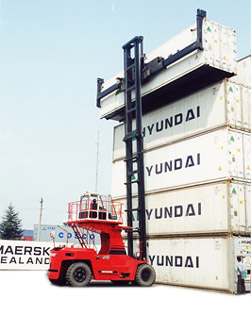 大连五层空箱作业叉车 FD210