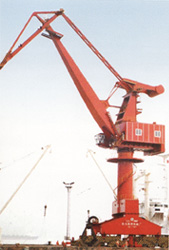鼎力港口通用门座起重机_港机网 鼎力港口通用门座起重机_港机网