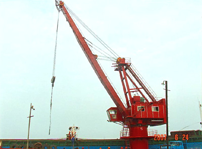 无锡市锡山5t-45t GQ型回转支承式吊钩起重机(钢丝绳变幅) 5t-45t GQ型