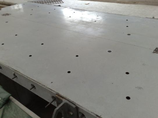 河南省中泉路桥轨道板模板2