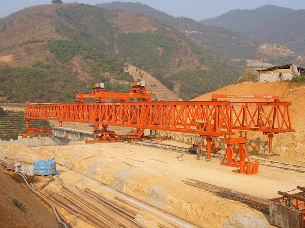 河南省中泉路桥云南阳光道桥在磨憨十标