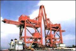 大连鹏达:港口装卸机械2100吨/小时抓斗卸船机