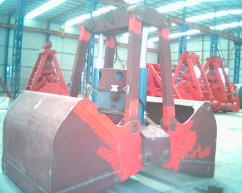 上海硕力:电动液压双颚瓣抓斗