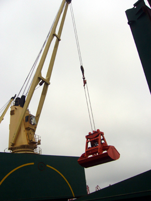 上海硕力:无线遥控抓斗