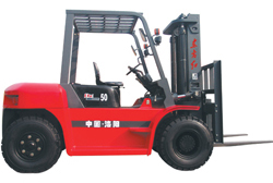 一拖10吨内燃柴油平衡重叉车 CPCD100A/CPCD/100B