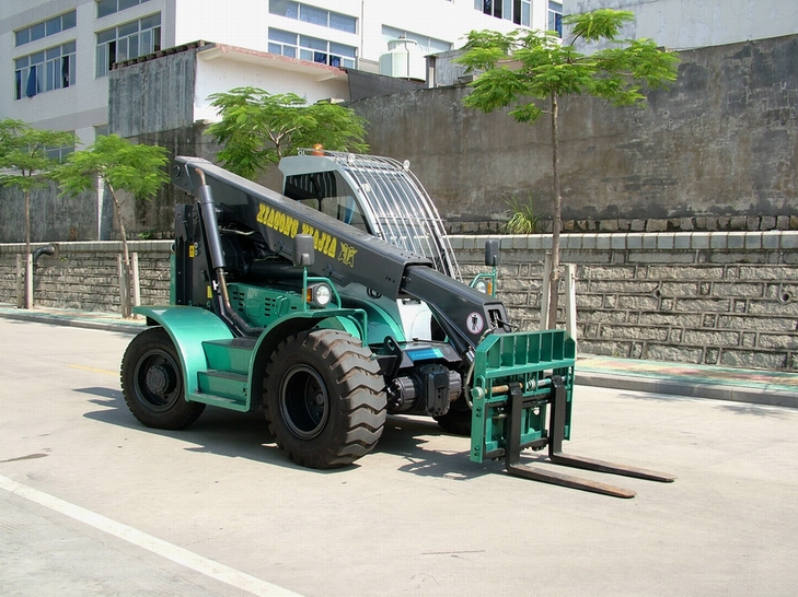 厦嘉伸缩臂叉装车 SCZ25-4