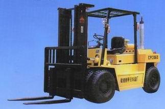 南平三泰6吨内燃平衡重叉车 CPC60C