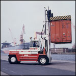 瑞典斯维叉车(SVETRUCK)25吨重箱内燃集装箱堆高机 25120-42