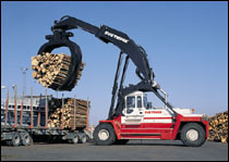 瑞典斯维叉车(SVETRUCK)25吨木材抓举_港机网