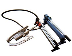 泰州光阳:分体式液压拔轮器