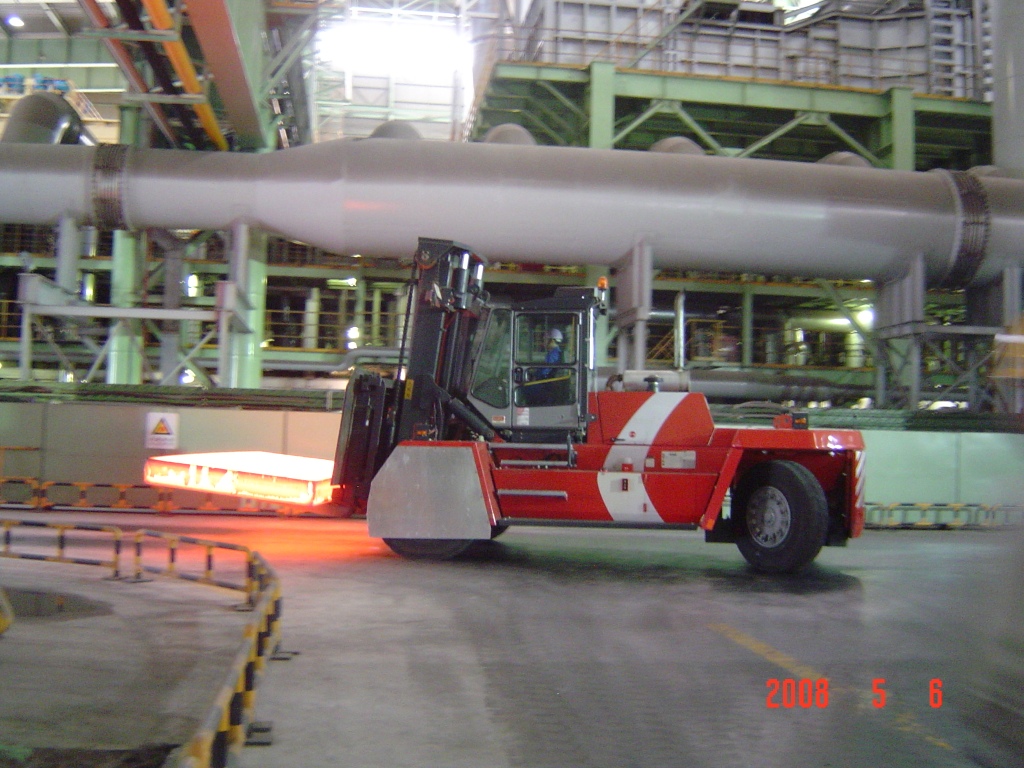 卡尔玛叉车系列 5-50吨系列叉车