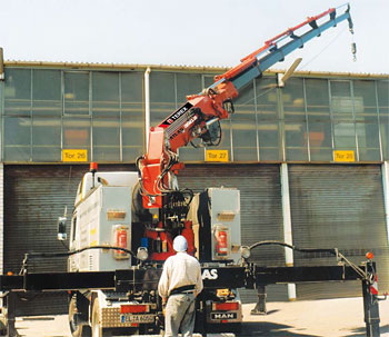 特雷克斯(Terex)(三河):随车起重机 350.2 Truck Mounted Crane