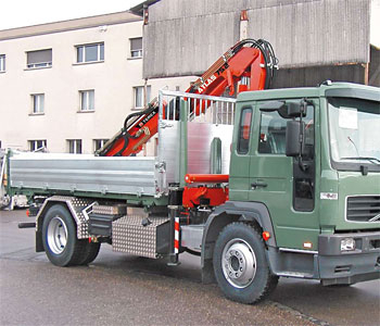 特雷克斯(Terex)(三河):随车起重机 75.2 Truck Mounted Crane_港机网