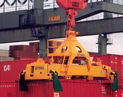 Telescopic spreaders for Mobile Harbour cranes