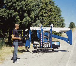 意大利bluelift12米蜘蛛式高空车