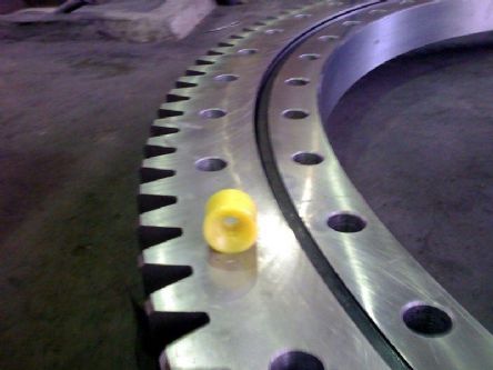 132.45.2240三排滚子回转支承 132.45.2240