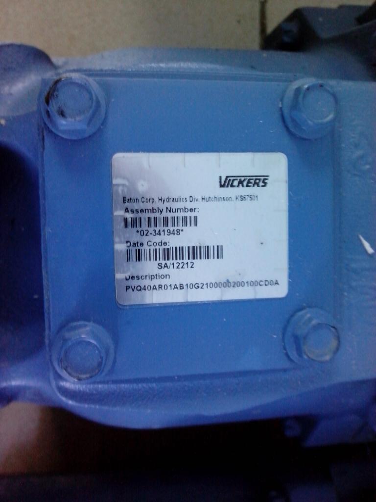 VICKERS PVQ40油泵 PVQ40AR01AB10G2100000200100CD10A;02-341948