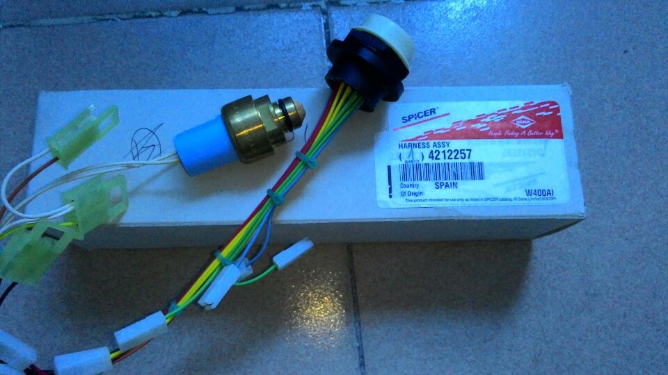 CLARK变速箱传感器4212257,4212362 241011，4209750，4209751,4209752,4209784，4212045,4212047,4212049,4212257,42